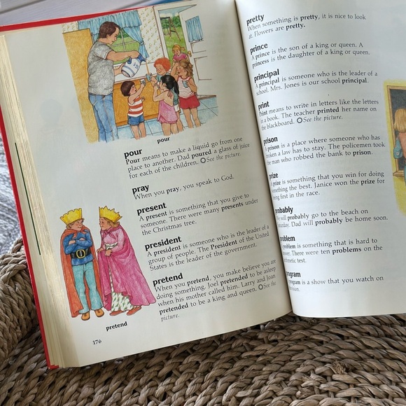 Macmillan Teacher Annotated First Dictionary - Picture 6 of 6